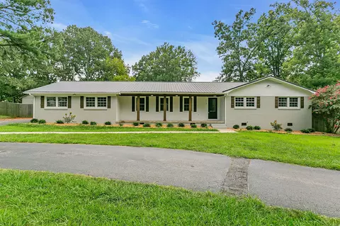 713 N College St, Tullahoma, TN 37388
