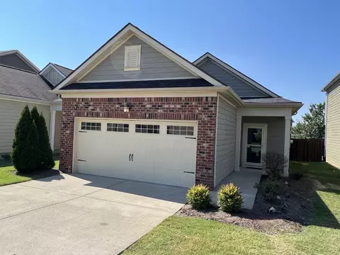 1018 Hemlock Dr, Spring Hill, TN 37174