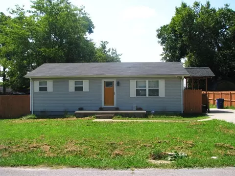 114 E Cedar St, Shelbyville, TN 37160