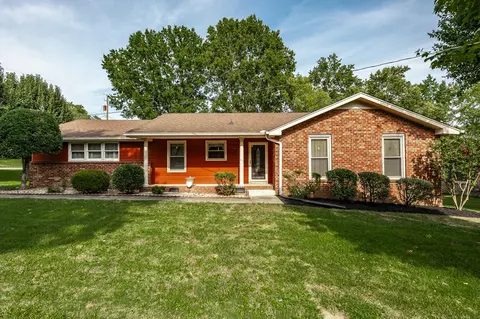 109 Charleston Dr, Goodlettsville, TN 37072