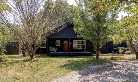 2815 Barclay Dr, Nashville, TN 37206