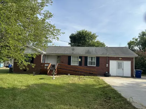 114 Charlotte Dr, Shelbyville, TN 37160