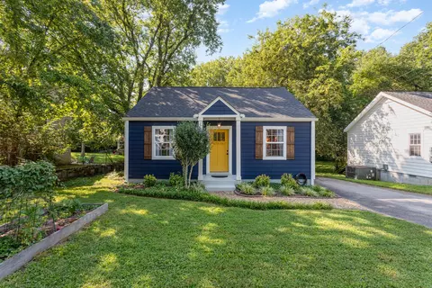 2507 Flamingo Dr NE, Nashville, TN 37207