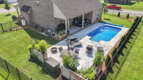 507 Ruby Oaks Ln, Murfreesboro, TN 37128