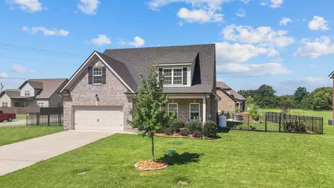 507 Ruby Oaks Ln, Murfreesboro, TN 37128 photo 2