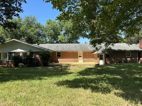 10026 Mona Rd, Murfreesboro, TN 37129 photo 3