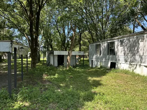10026 Mona Rd, Murfreesboro, TN 37129 photo 17