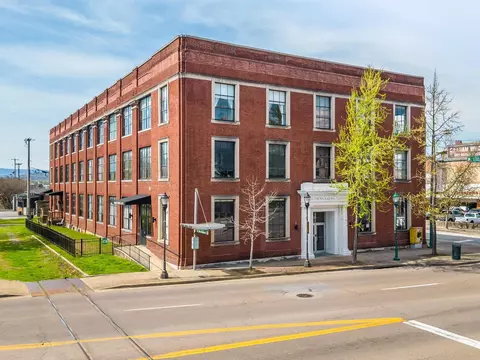1301 Market St #107, Chattanooga, TN 37402