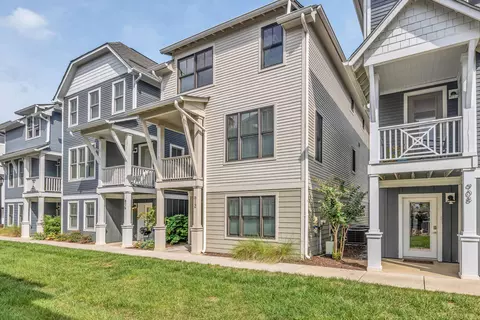 912 Islander Way, Chattanooga, TN 37402