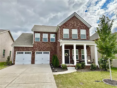 1035 Westgate Dr, Gallatin, TN 37066