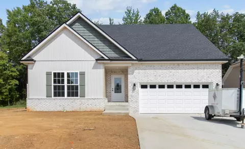 345 Chase Dr, Clarksville, TN 37043
