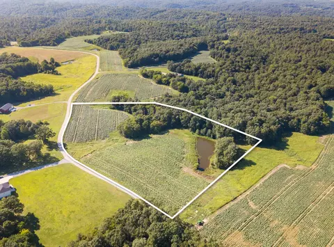 0 Moore Hollow Rd Tracts 3 And 4, Indian Mound, TN 37079