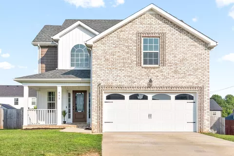 895 Wild Elm Ct, Clarksville, TN 37042
