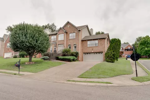 127 Coarsey Blvd, Hendersonville, TN 37075