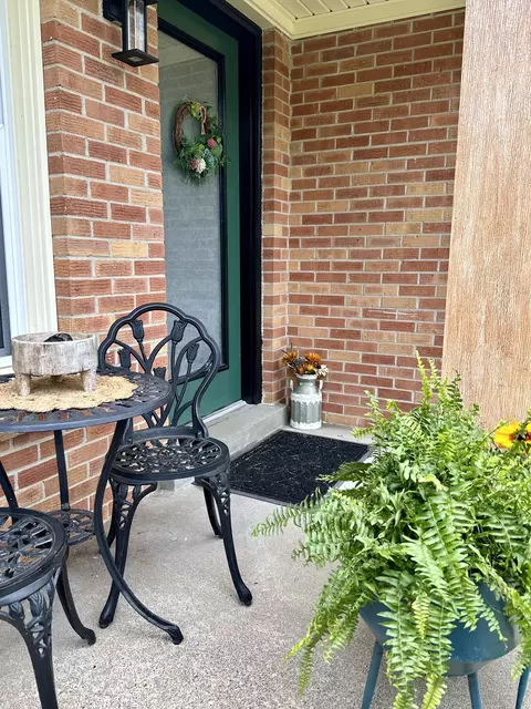 433 Gaylewood Dr, Clarksville, TN 37043