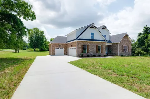 18 Virgil Ct, Murfreesboro, TN 37129