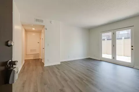 500 Paragon Mills Rd #N9, Nashville, TN 37211