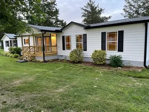 8321 Providence Rd, Ooltewah, TN 37363