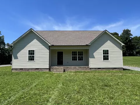 1433 Wixtown Rd, Westmoreland, TN 37186