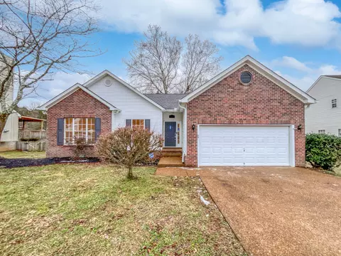 1644 Eagle Trace Dr, Mount Juliet, TN 37122