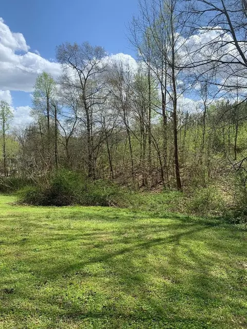 10 County Rd 8, Calhoun, TN 37309