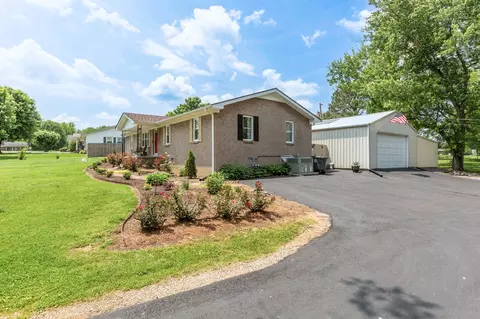 116 Ferguson Hill Rd, Lafayette, TN 37083