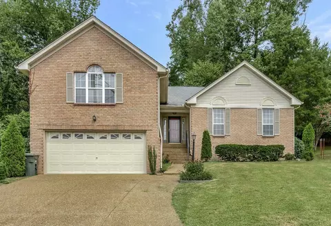 2336 Willesden Green Ct, Hermitage, TN 37076