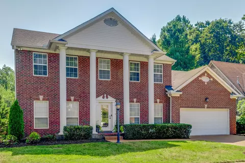 8053 Poplarwood Rd, Nashville, TN 37221
