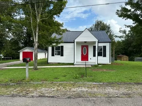 228 Twin Oaks Rd, Mcminnville, TN 37110