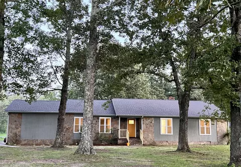 216 Scenic Cir, Tullahoma, TN 37388