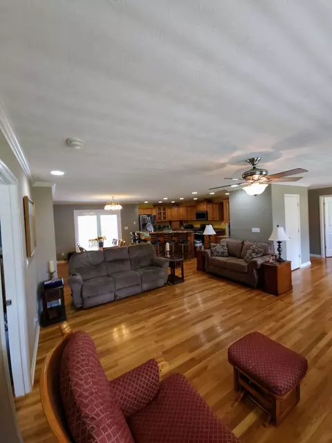 301 W King St, Morrison, TN 37357 photo 24
