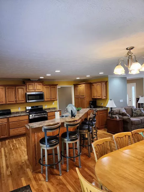 301 W King St, Morrison, TN 37357 photo 12