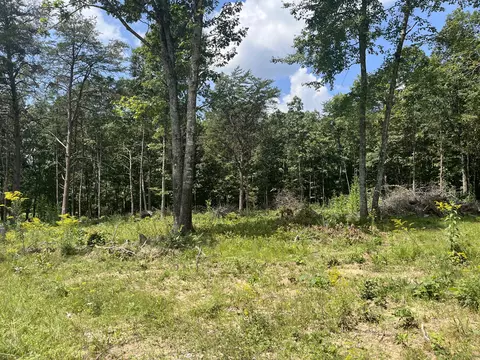 336 Taylor Rd, Crossville, TN 38572
