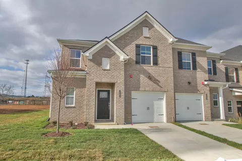 204 Douglas Bend Rd #1201, Gallatin, TN 37066