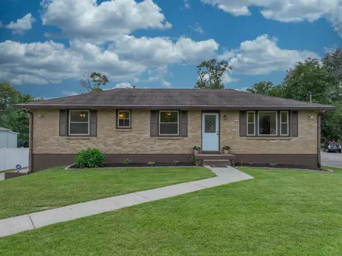 107 Mcbratney Dr, Hendersonville, TN 37075