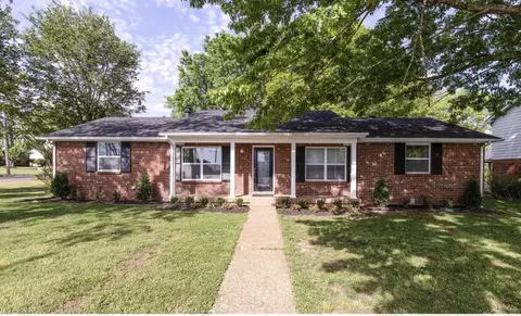 3300 Shakertown Ct, Antioch, TN 37013
