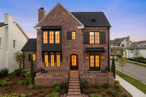 221 Meriwether Blvd, Nashville, TN 37221