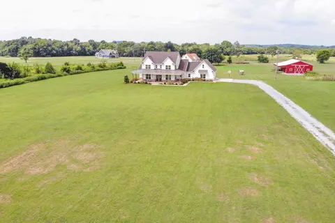 6992 Wayside Rd, Christiana, TN 37037