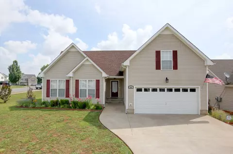 921 Cindy Jo Ct, Clarksville, TN 37040