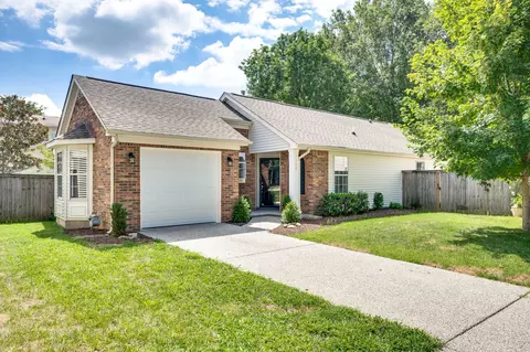 806 Brandyleigh Ct, Franklin, TN 37069
