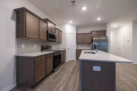 5754 Cloverwood Dr, Murfreesboro, TN 37128