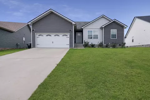 2045 Jackie Lorraine Dr, Clarksville, TN 37042