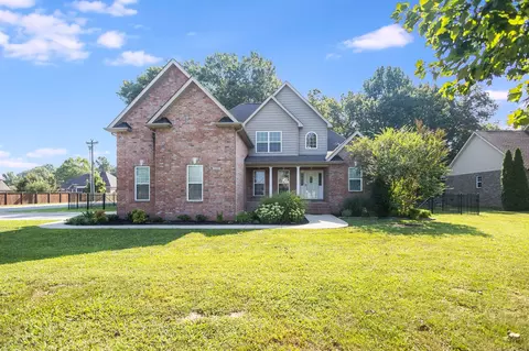 1103 Lila Dr, Murfreesboro, TN 37128