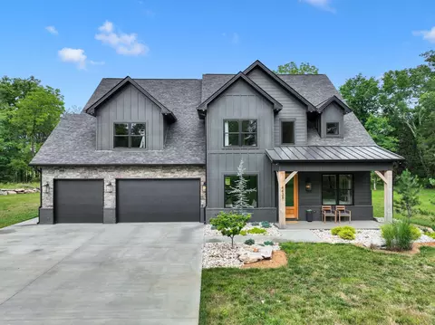 4438 Webb Rd, Murfreesboro, TN 37128