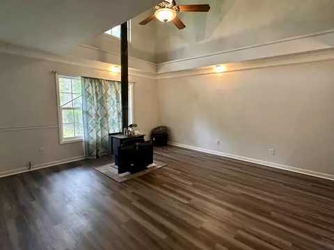33 Ashley Dr, Beechgrove, TN 37018 photo 4