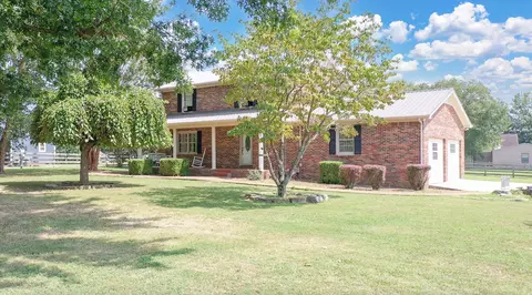 511 Limestone Rd, Elora, TN 37328