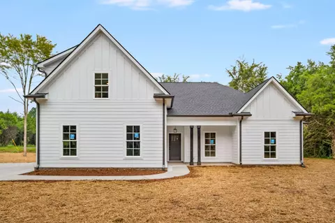 212 Anderton Rd, Bell Buckle, TN 37020