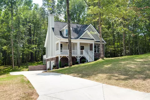104 Brook Hollow Ct, Bon Aqua, TN 37025