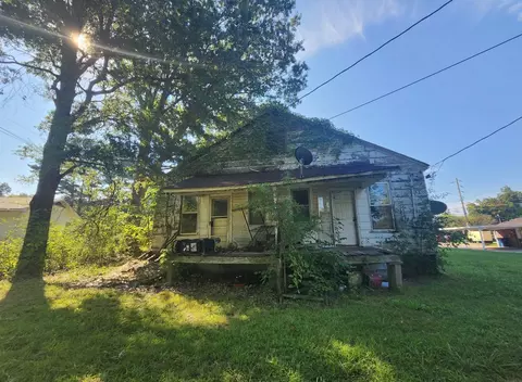 112 Crestview Dr, Dyer, TN 38330 photo 1
