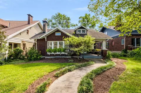 2404 Oakland Ave, Nashville, TN 37212